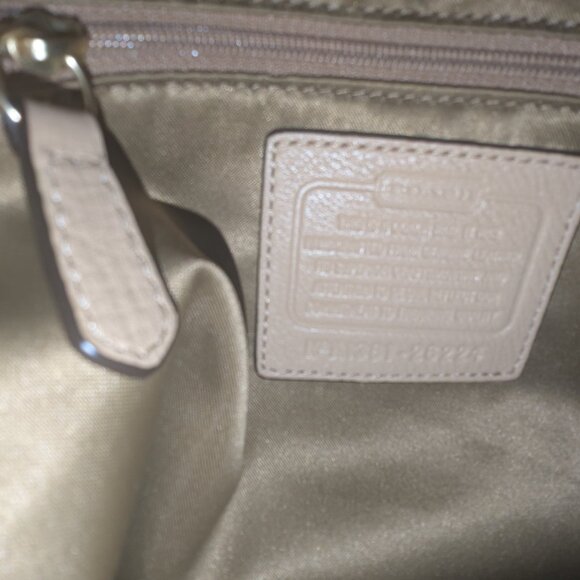 Coach 26224 (Madison Pebbled) Leather Phoebe Shoulder Bag tan - Picture 7 of 7